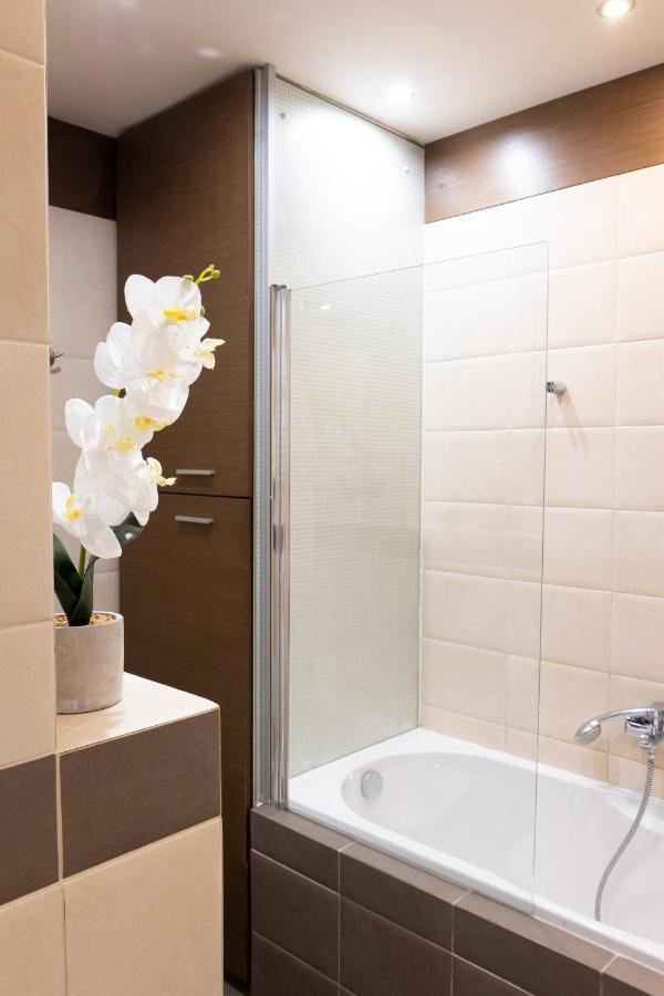 Clicktheflat Szkolna Palace Of Culture Apart Rooms Warsaw Ngoại thất bức ảnh