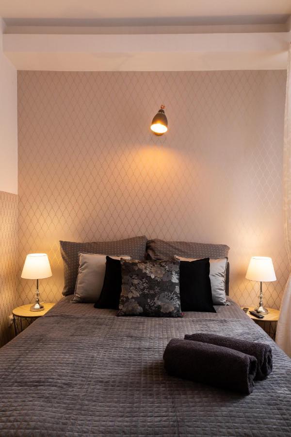 Clicktheflat Szkolna Palace Of Culture Apart Rooms Warsaw Phòng bức ảnh